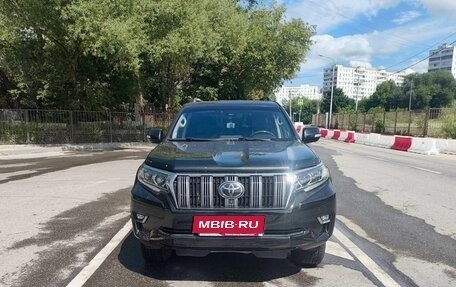 Toyota Land Cruiser Prado 150 рестайлинг 2, 2018 год, 4 950 000 рублей, 4 фотография