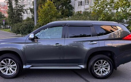 Mitsubishi Pajero Sport III рестайлинг, 2018 год, 2 900 000 рублей, 10 фотография