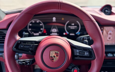 Porsche 911, 2025 год, 28 000 000 рублей, 8 фотография