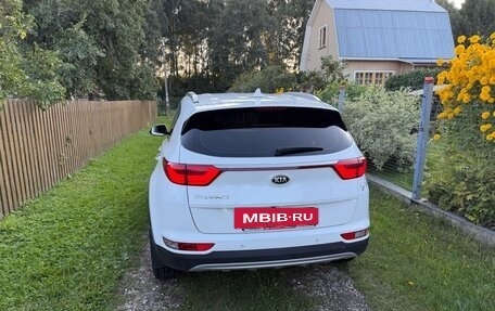 KIA Sportage IV рестайлинг, 2018 год, 2 200 000 рублей, 3 фотография