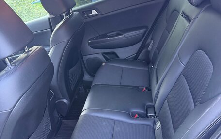 KIA Sportage IV рестайлинг, 2018 год, 2 200 000 рублей, 7 фотография