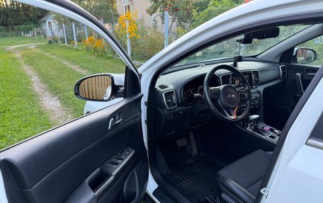 KIA Sportage IV рестайлинг, 2018 год, 2 200 000 рублей, 10 фотография