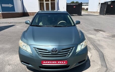 Toyota Camry, 2006 год, 1 100 000 рублей, 8 фотография