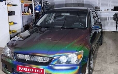 Lexus IS II рестайлинг 2, 2000 год, 1 100 000 рублей, 1 фотография