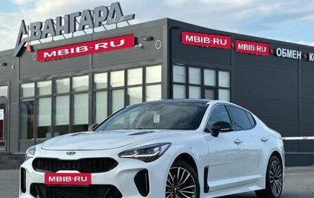 KIA Stinger I, 2018 год, 1 970 000 рублей, 1 фотография