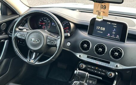 KIA Stinger I, 2018 год, 1 970 000 рублей, 3 фотография