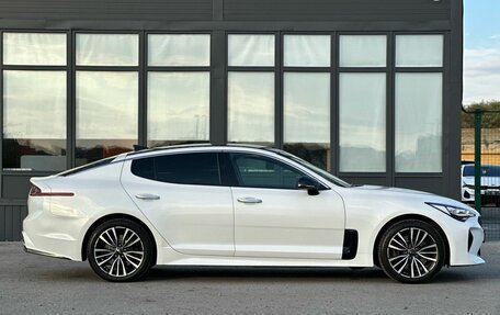 KIA Stinger I, 2018 год, 1 970 000 рублей, 8 фотография