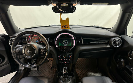 MINI Hatch, 2020 год, 2 090 000 рублей, 8 фотография