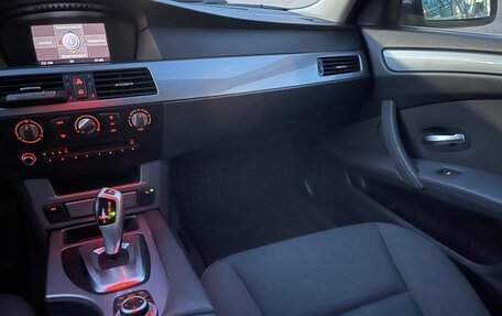 BMW 5 серия, 2008 год, 1 450 000 рублей, 13 фотография