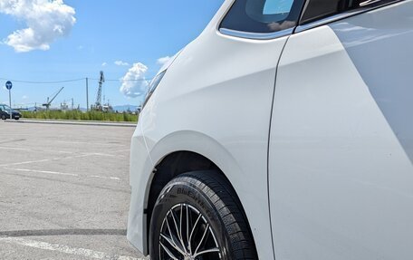 Toyota Esquire I, 2017 год, 1 900 000 рублей, 10 фотография