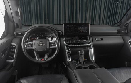 Toyota Land Cruiser, 2021 год, 10 599 000 рублей, 9 фотография