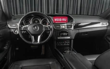 Mercedes-Benz E-Класс, 2014 год, 1 999 000 рублей, 16 фотография