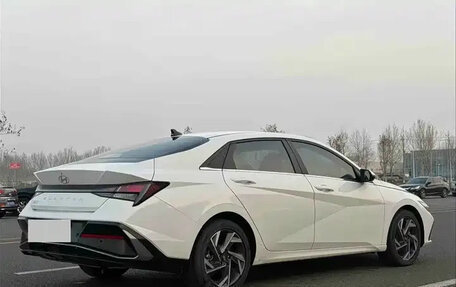 Hyundai Elantra, 2023 год, 1 399 001 рублей, 4 фотография