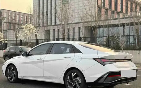 Hyundai Elantra, 2023 год, 1 399 001 рублей, 2 фотография