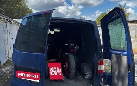 Volkswagen Transporter T5 рестайлинг, 2010 год, 750 000 рублей, 8 фотография