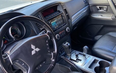 Mitsubishi Pajero IV, 2012 год, 2 100 000 рублей, 10 фотография