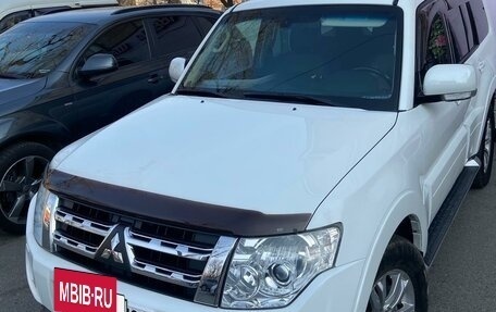 Mitsubishi Pajero IV, 2012 год, 2 100 000 рублей, 3 фотография
