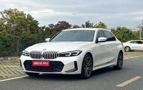 BMW 3 серия, 2023 год, 2 700 000 рублей, 1 фотография