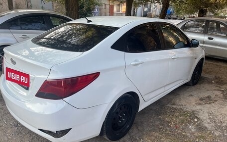 Hyundai Solaris II рестайлинг, 2014 год, 365 000 рублей, 2 фотография