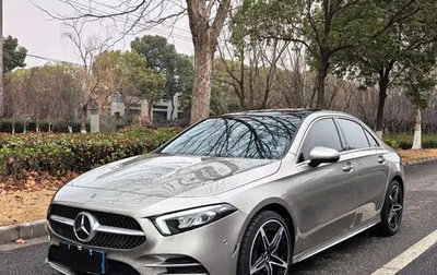 Mercedes-Benz A-Класс, 2023 год, 1 689 003 рублей, 1 фотография