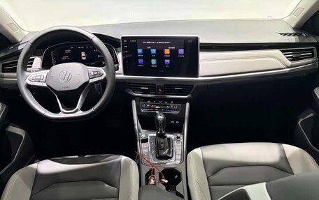 Volkswagen Bora, 2023 год, 1 290 000 рублей, 13 фотография