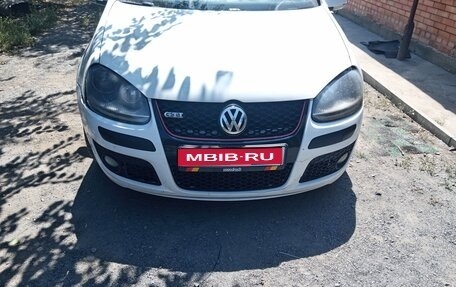 Volkswagen Golf V, 2008 год, 550 000 рублей, 1 фотография