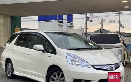 Honda Fit Shuttle I рестайлинг, 2015 год, 727 000 рублей, 1 фотография