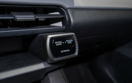 Toyota RAV4, 2026 год, 4 360 000 рублей, 17 фотография