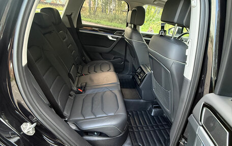 Volkswagen Touareg III, 2018 год, 5 750 000 рублей, 12 фотография