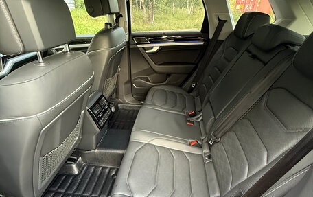 Volkswagen Touareg III, 2018 год, 5 750 000 рублей, 13 фотография
