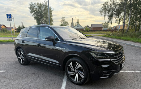 Volkswagen Touareg III, 2018 год, 5 750 000 рублей, 10 фотография