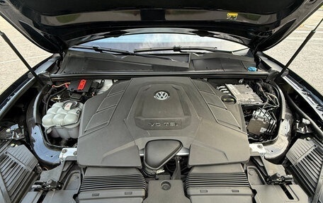 Volkswagen Touareg III, 2018 год, 5 750 000 рублей, 15 фотография