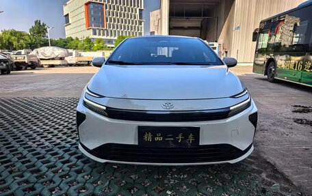 Toyota Corolla, 2026 год, 1 599 000 рублей, 2 фотография
