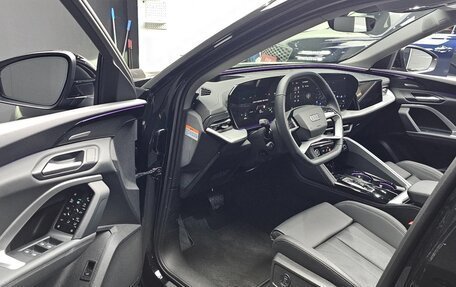 Audi Q5, 2025 год, 7 760 000 рублей, 15 фотография