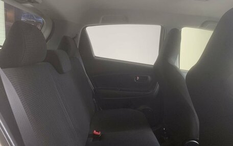 Toyota Vitz, 2018 год, 940 000 рублей, 7 фотография