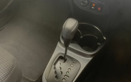Toyota Vitz, 2018 год, 940 000 рублей, 12 фотография