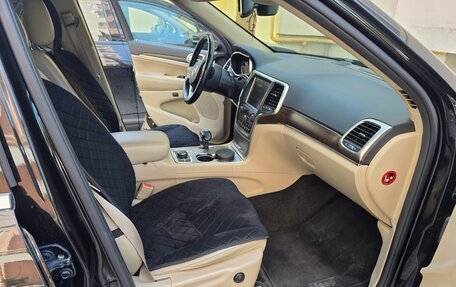 Jeep Grand Cherokee, 2014 год, 3 150 000 рублей, 13 фотография
