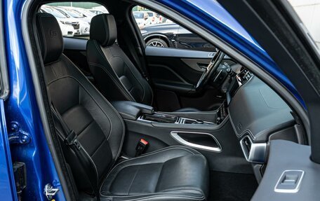 Jaguar F-Pace, 2018 год, 4 180 000 рублей, 11 фотография