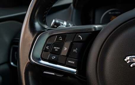 Jaguar F-Pace, 2018 год, 4 180 000 рублей, 19 фотография