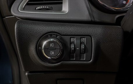 Opel Astra J, 2013 год, 911 000 рублей, 16 фотография