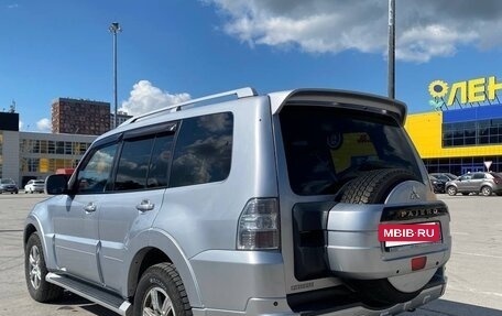 Mitsubishi Pajero IV, 2010 год, 1 780 000 рублей, 3 фотография