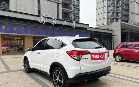 Honda Vezel, 2022 год, 1 236 020 рублей, 5 фотография