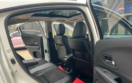 Honda Vezel, 2022 год, 1 236 020 рублей, 14 фотография