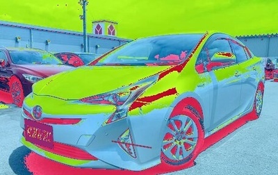 Toyota Prius IV XW50, 2017 год, 1 300 000 рублей, 1 фотография