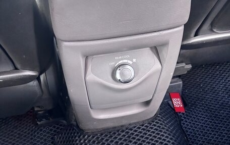 Subaru Tribeca I рестайлинг, 2007 год, 850 000 рублей, 18 фотография