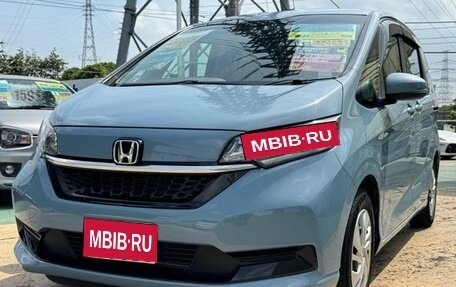 Honda Freed II, 2022 год, 1 340 000 рублей, 1 фотография