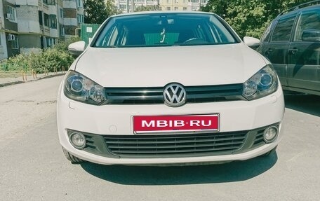 Volkswagen Golf VI, 2011 год, 850 000 рублей, 1 фотография