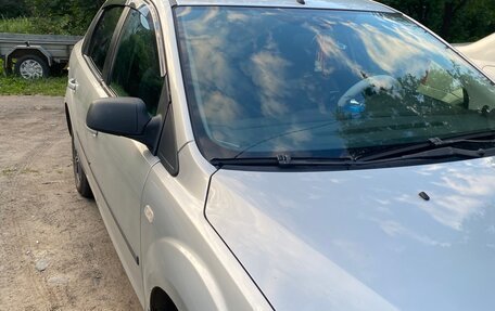 Ford Focus II рестайлинг, 2005 год, 50 000 рублей, 3 фотография
