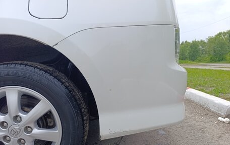 Toyota ISis I, 2012 год, 1 290 000 рублей, 4 фотография