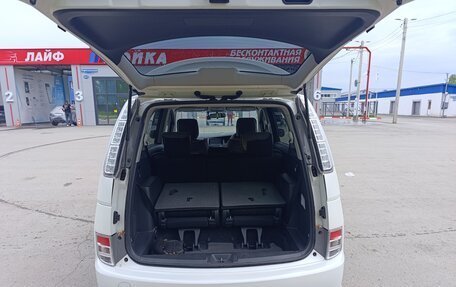 Toyota ISis I, 2012 год, 1 290 000 рублей, 8 фотография
